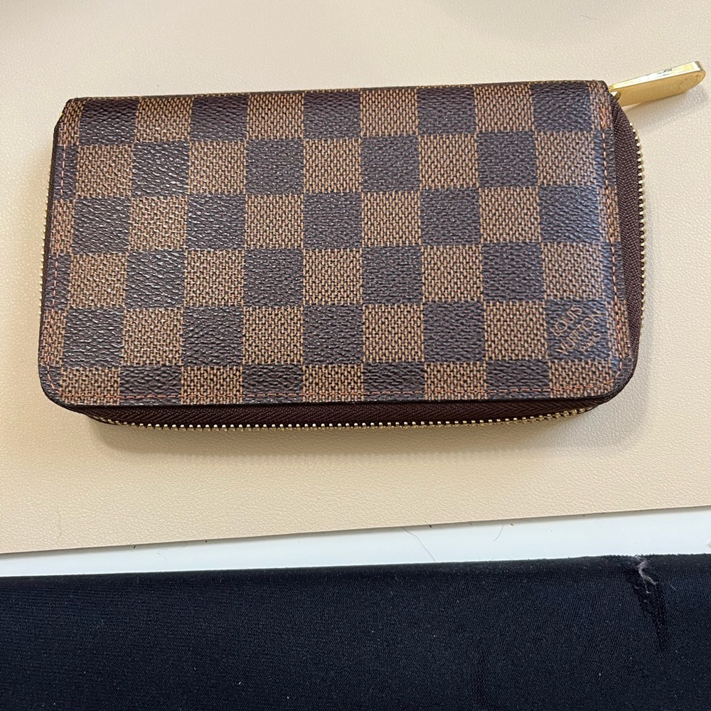 Louis Vuitton zippy compact wallet old version RARE